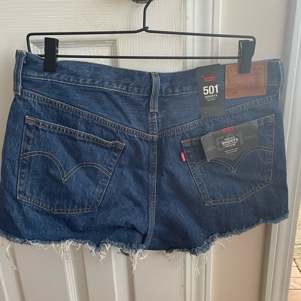 Levi 501 Mid Rise Shorts - Picture 2 of 3